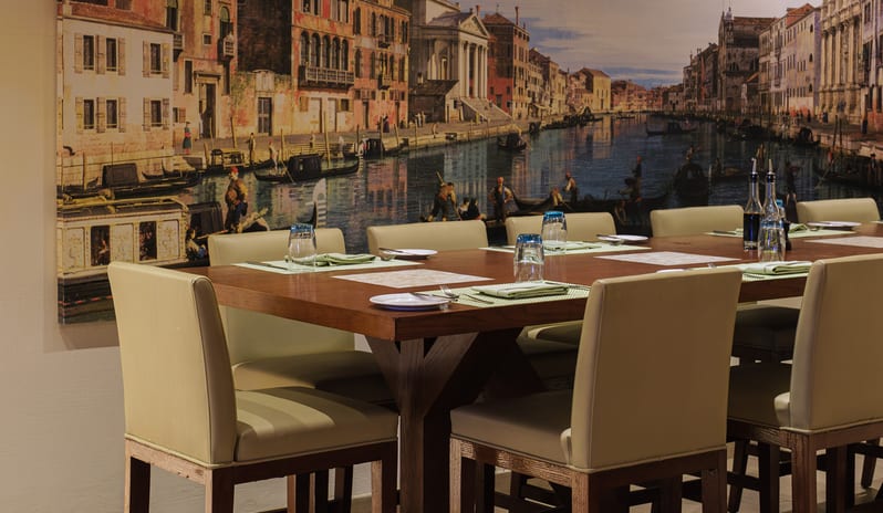 middle-east-holidays-ras-al-khaimah-doubletree-by-hilton-resort-spa-marjan-island-hotel-vespa